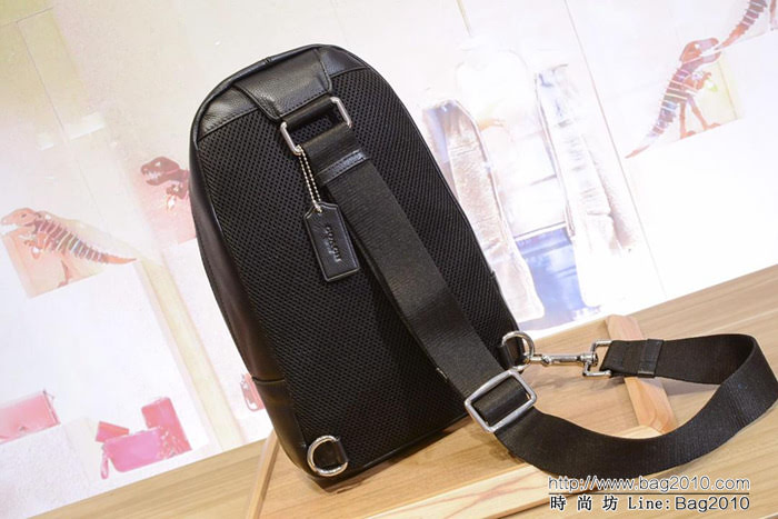 COACH蔻馳 72226 全皮胸包 時尚經典 單肩包 男女同款  Chz1479